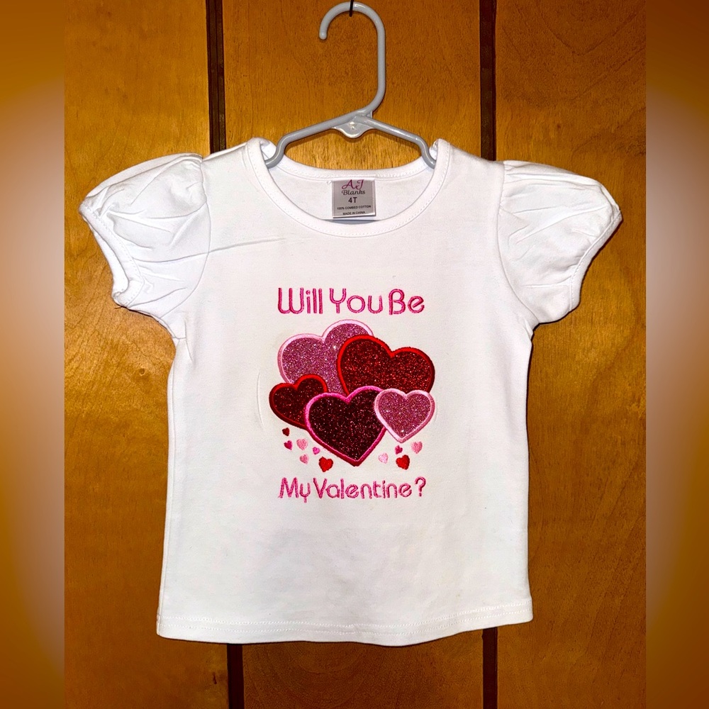 Toddler Valentine’s Day cute T-shirt size 4T